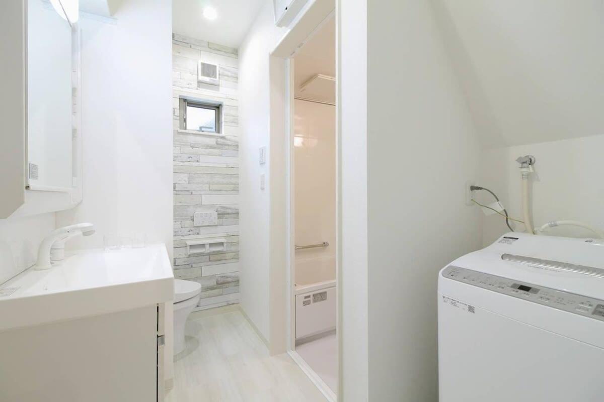 2mins walk Baseball 5mins walk Hiroshima Sta 4ppl Bagian luar foto